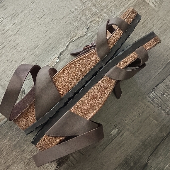 BIRKENSTOCK Sandals - Picture 4 of 6